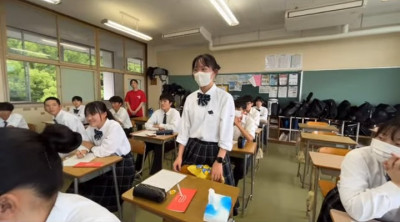 長岡夫妻　発表