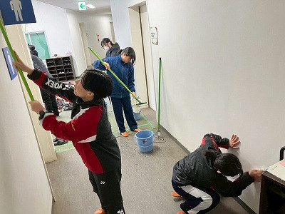 9B222795-CDCE-4D3B-B7D2-94893BE11FD2