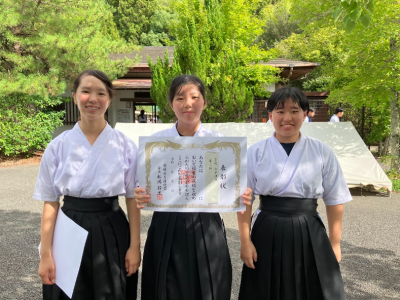 女子団体３位